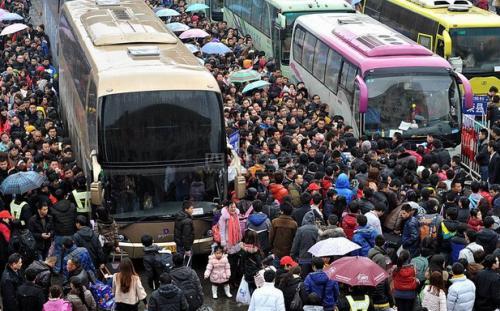 有钱没钱回家过年，不挤春运适合长途跑高速的车