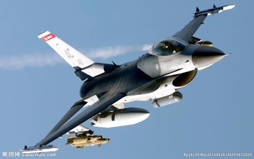 全球四代半战机一次看个够,歼16能排第几?