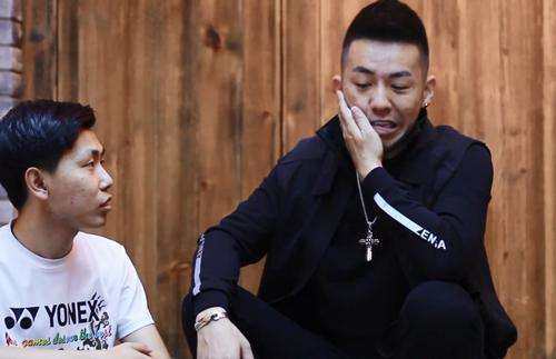 YY神豪直播排行踩舞帝利哥,嘲笑舞帝利哥人