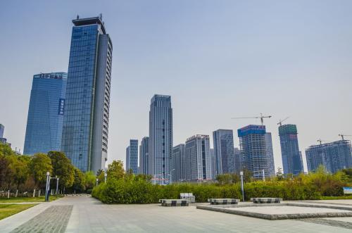 安徽一无奈城市, 高房价、低工资, 正在倒逼人才