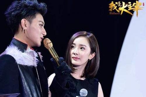 《谈判官》: 男主微信曝光, 粉丝纷纷扫码 黄子