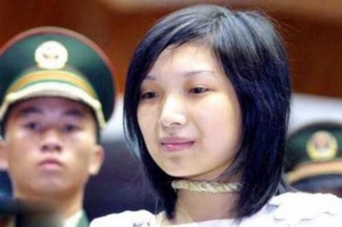 中国第一位美女毒贩,生活泛滥,落网时体内还有避孕环