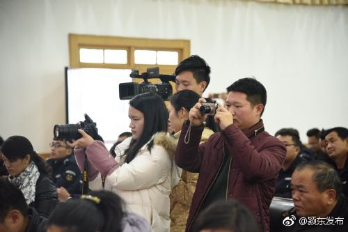 颍东区人民政府召开新闻发布会