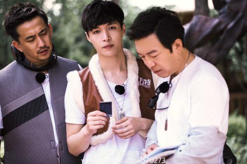 张艺被韩国人大骂:滚出韩国,张艺兴发怒回应!