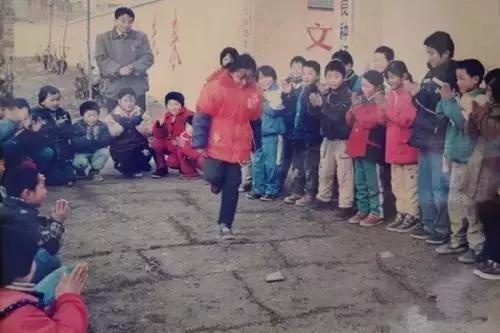 搞笑回忆30年前的80后老照片仿佛就在昨天一样