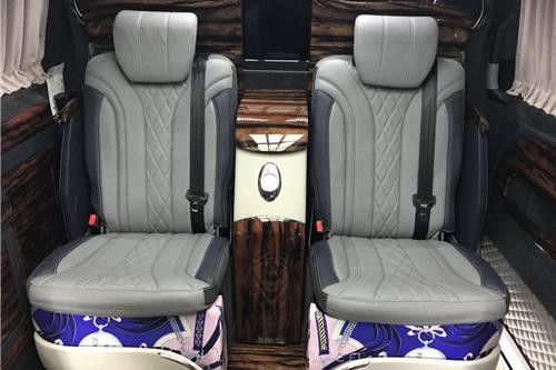 ​“奔驰威霆爱马仕版”壕奢改装 奔驰爆底