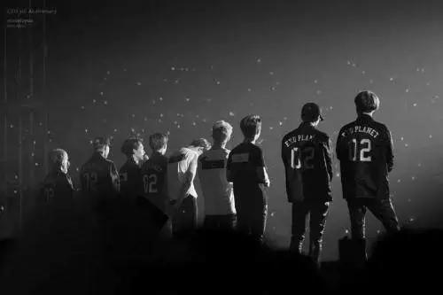 不是九人不盛世,只是十二太辉煌,EXO永远也