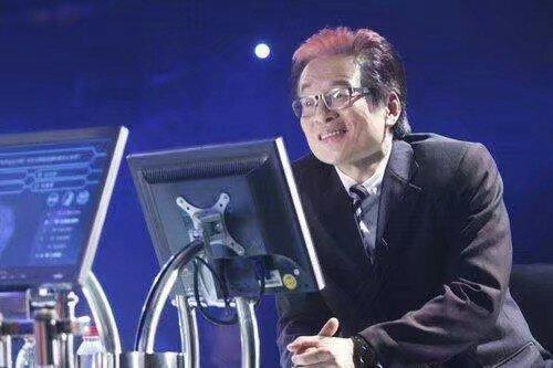 有谁还认识《爱情公寓2》里的这位老前辈？
