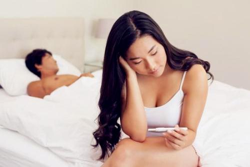 产妇隐瞒生育史,差点把孩子生在厕所里!网友表