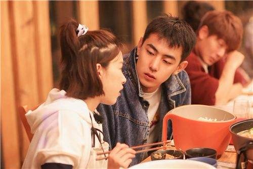 阚清子取关纪凌尘疑似分手 女方工作人员回应：只是吵架了
