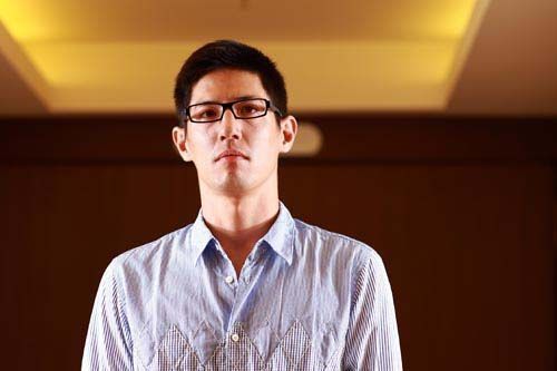 蒋介石后代竟然过得如此之惨，为谋生存向人下跪？