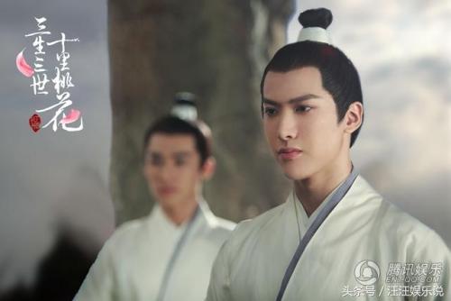 长了张漫画脸,难怪杨幂用4部戏捧他,《烈火如