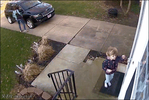 爆笑gif趣图: 小姑娘, 身轻如燕|小姑娘|我要飞|_新浪