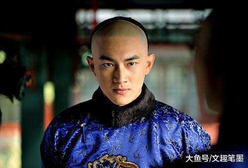 十四阿哥胤禵侧福晋, 生下长子, 被雍正封郡王,