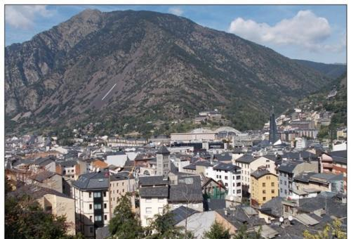 安道尔公国-法国与西班牙之间的美丽小国!