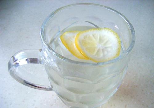 蜂蜜柠檬水为什么会苦 怎么泡不苦!
