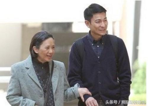 梅开二度和大获全胜，《桃姐》和刘德华到底谁成就了谁？