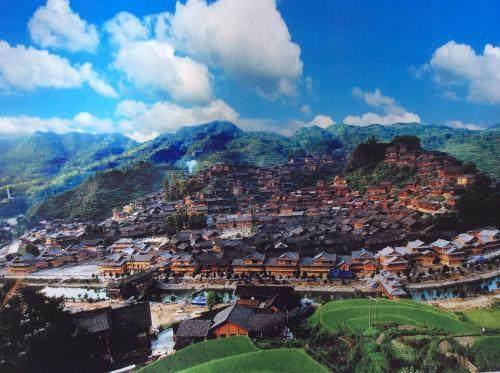 贵州原本是中国最穷省份, 为何近些年逐渐成为