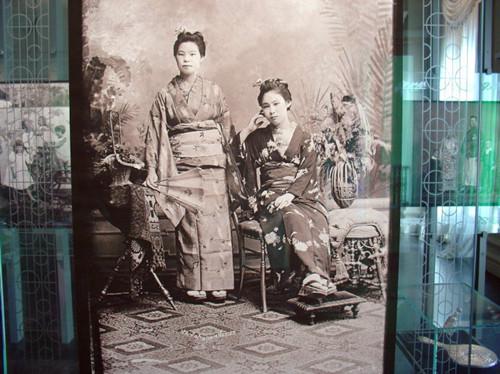 为什么给日本挣了大笔外汇的几十万日本女性成为日本“国丑”？