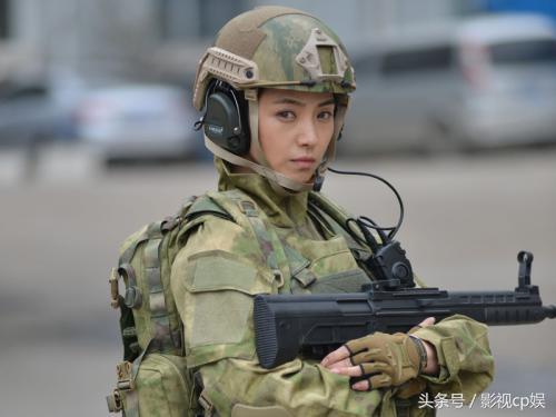 当初特种兵火凤凰里的叶寸心，现如今生活中过成了温柔的花仙子