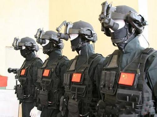 中国士兵穿不起防弹衣? 专家: 如果战争需要, 防弹衣比士兵还多!