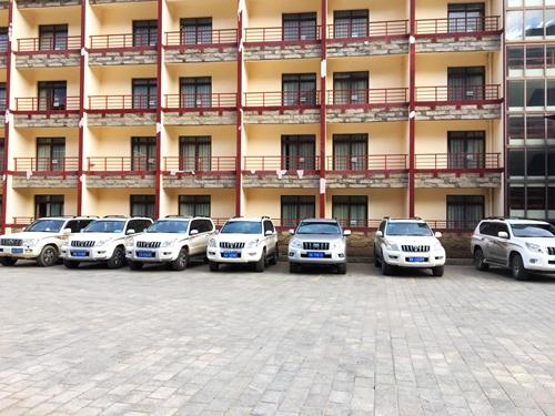 2018年一个人去川藏线租车多少钱?