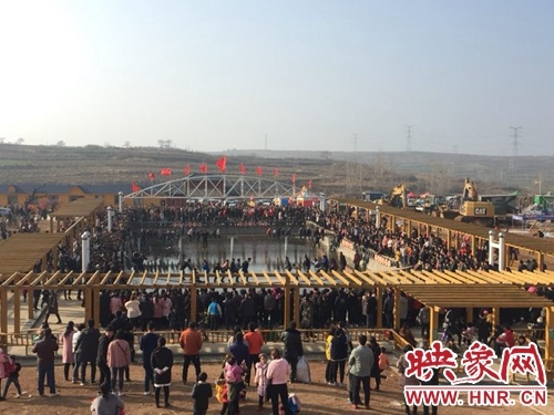 汝州硕平花海元宵节游客爆棚 田园综合体模式