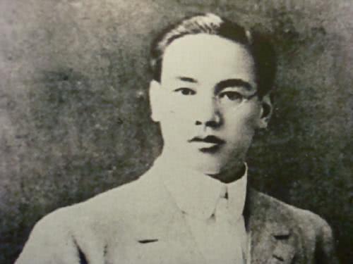 蒋介石写的一首诗,杀气腾腾,祸国殃民