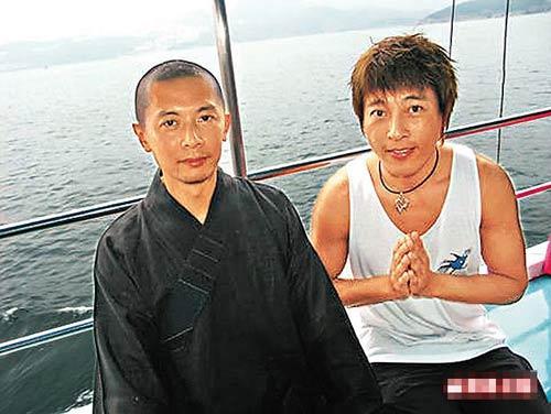 何宝生放着267亿财产，出家已足12年，如今成这般模样！
