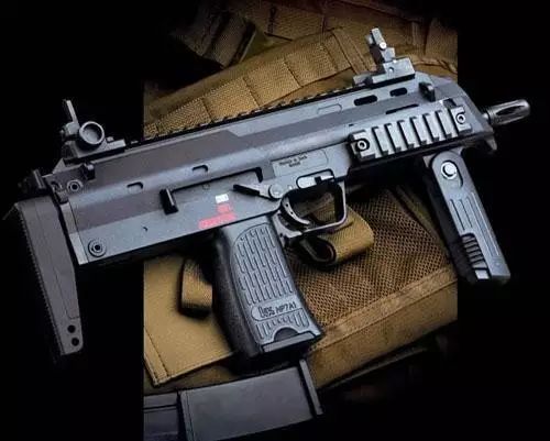 反恐利器hkmp7冲锋枪