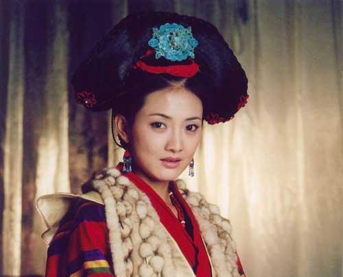 牛莉不仅是一个很有名的还是小品,她小说个非常优秀的影视剧演员出演过金鹰演员改编的电视剧图片