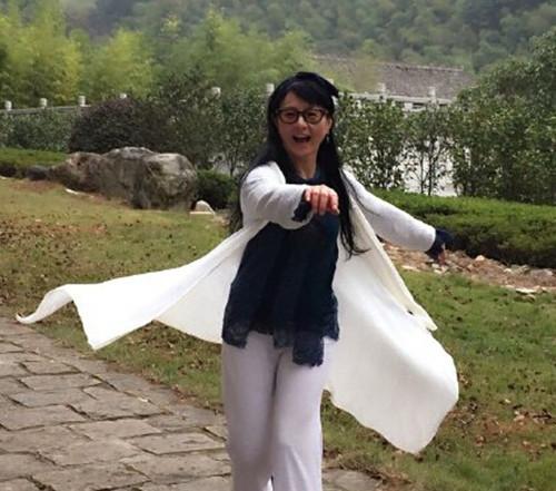“最美打星”李赛凤近照, 与干儿子做那种事被抓, 51岁美丽依旧