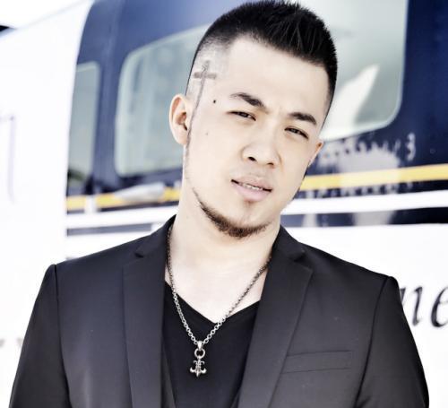 高进成东北歌手的御用填词人?一首歌15万?这