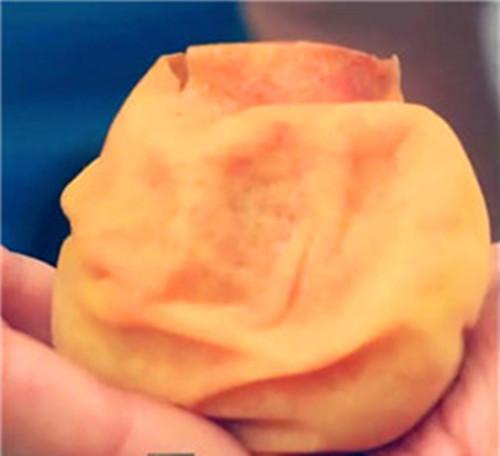 用钻孔机打西瓜汁还不酷?那就看看这可以吸的