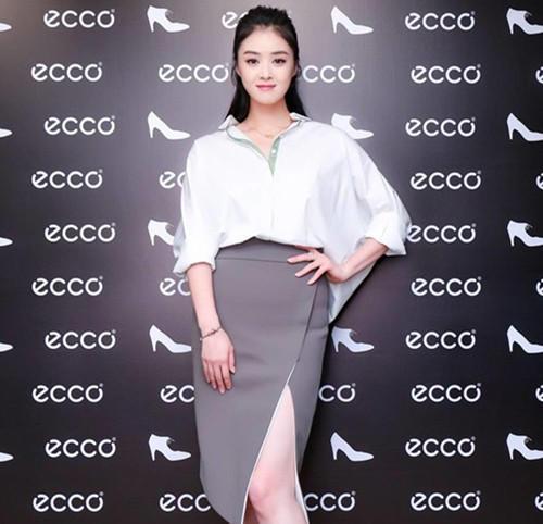 蒋欣告诉你微胖界如何穿搭成女神