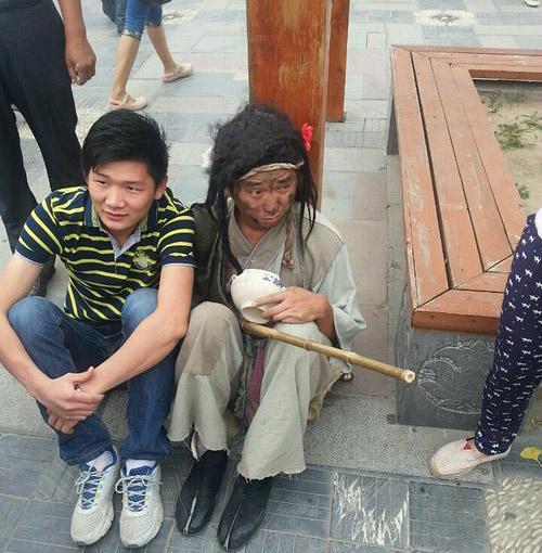 搞笑图片:叔啊,麻将又是三缺一,你进来凑个数呗