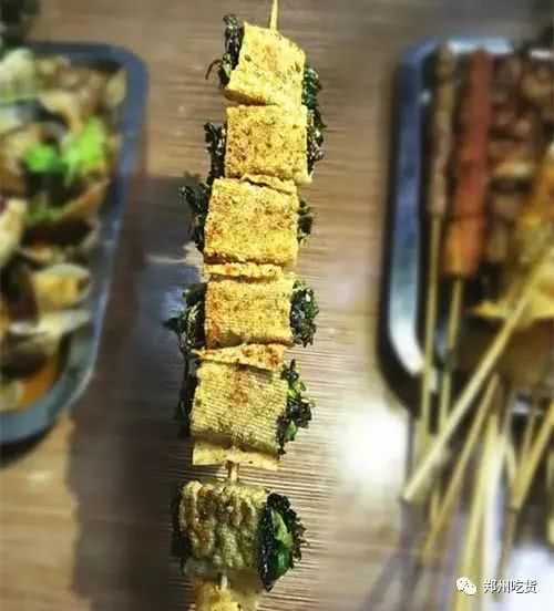 对不起,郑州多美食,我却对"它"低头了!火锅记鱼图片美食图片