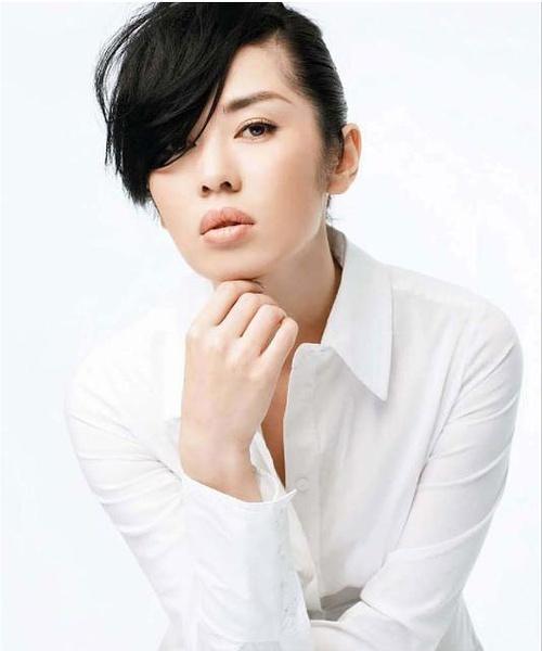 12大出生于大连的著名女明星,漂亮性感惹人爱