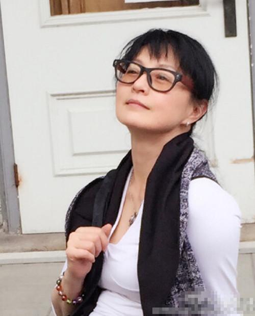 “最美打星”李赛凤近照, 与干儿子做那种事被抓, 51岁美丽依旧