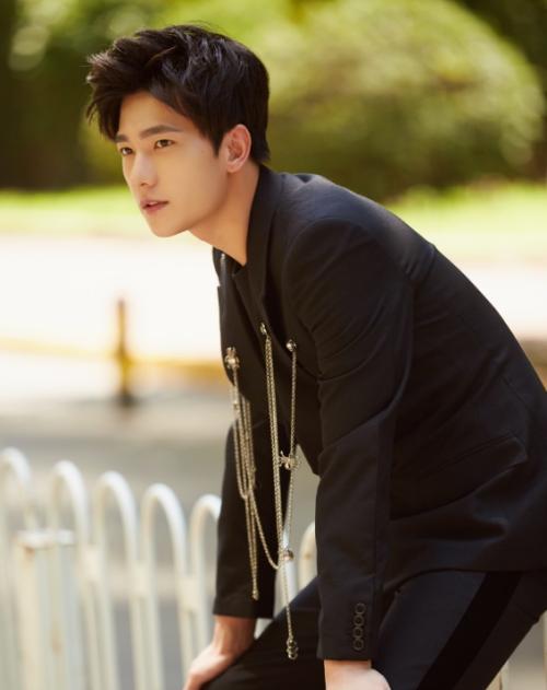 娱乐圈最火爆的小鲜肉, 你认识几个? 不追星的