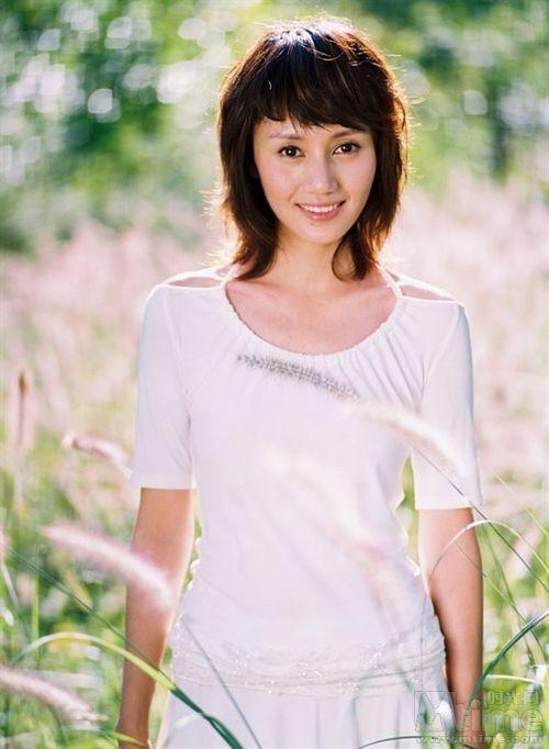 王大治虽丑胆子却很大，不仅敢追董洁，还追过这两位女神