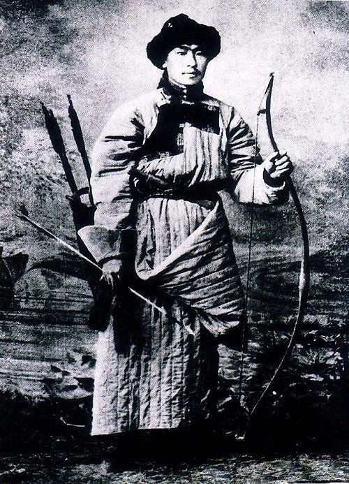 老照片中的蒙古弓箭手，他们的祖先曾建立过庞大的帝国