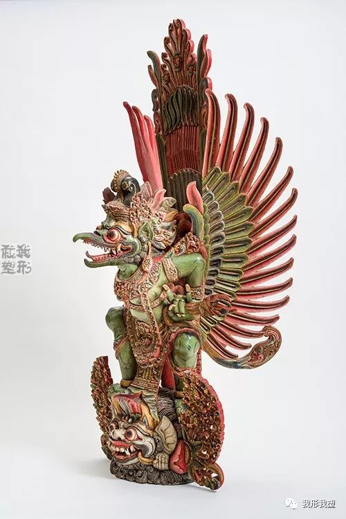 迦楼罗印度神话中的巨鸟南亚的雕塑视觉效果也很惊人哦