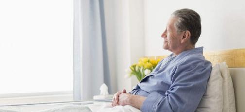 孤寡老人去世前将家产送护工,冒出五个子女都