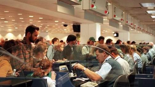 现在去澳大利亚旅行持中国护照可以走绿色通道