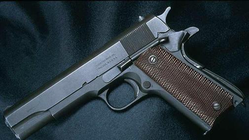 为何日本人对美国人如此顺从却看不起中国