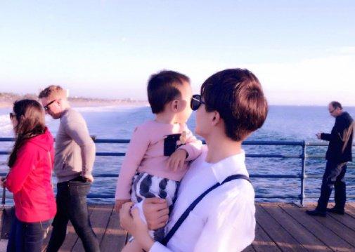 亲舅一样!马天宇外甥被亲到肉脸变形,陈伟霆常