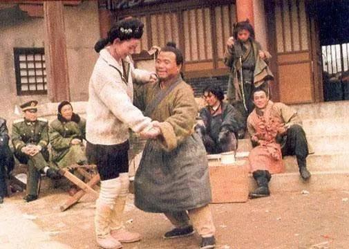 《水浒传》诚欺我,在历史中武大郎和潘金莲是恩爱夫妻