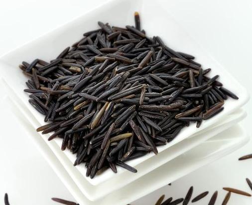 黑米营养价值高，但是很难煮，黑米粥如何才能煮的又烂又香
