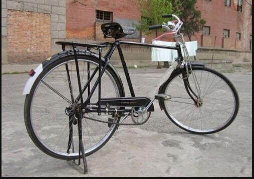 为什么说中国汽车工业落后? 日本人玩GT-R时